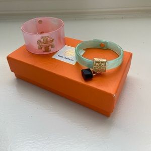 MUST GO! | Tory Burch Bangles